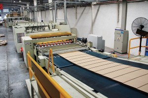 Corrugated cardboard production line